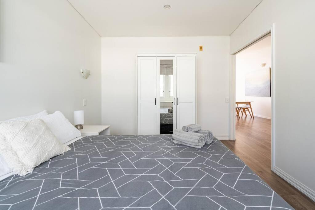 Spacious Penthouse With Spectacular Harbour Views! Auckland Exterior photo